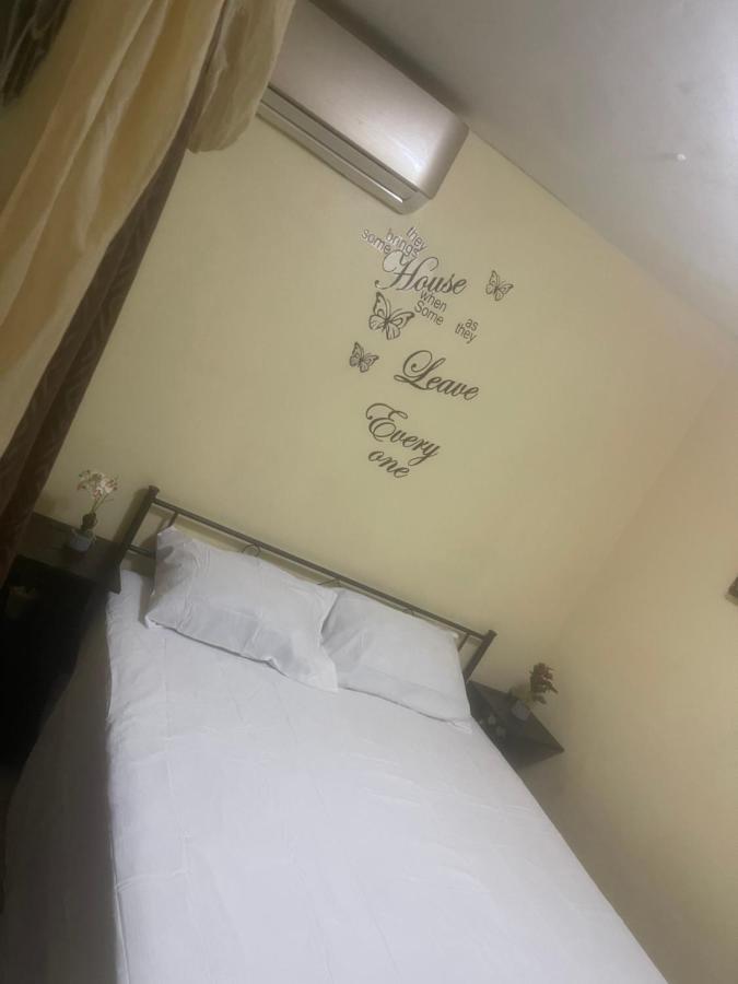 Jamaican R Home Kingston Ngoại thất bức ảnh
